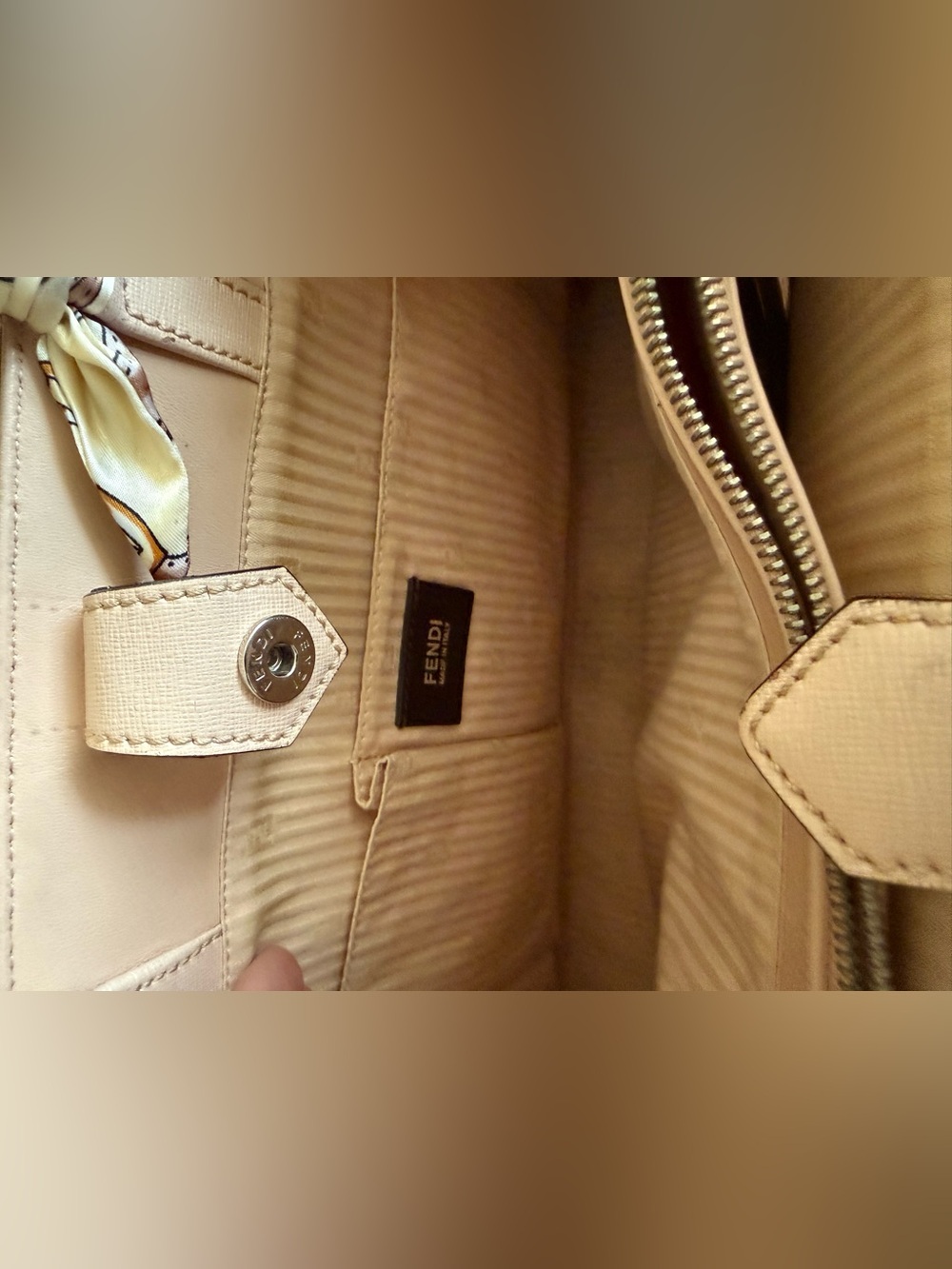Fendi Peekaboo Medium Leather Tote in Pale Pink - Picture 9 of 16